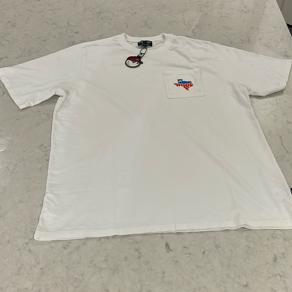 Brand new Malbon x Willie Nelson tshirt XL